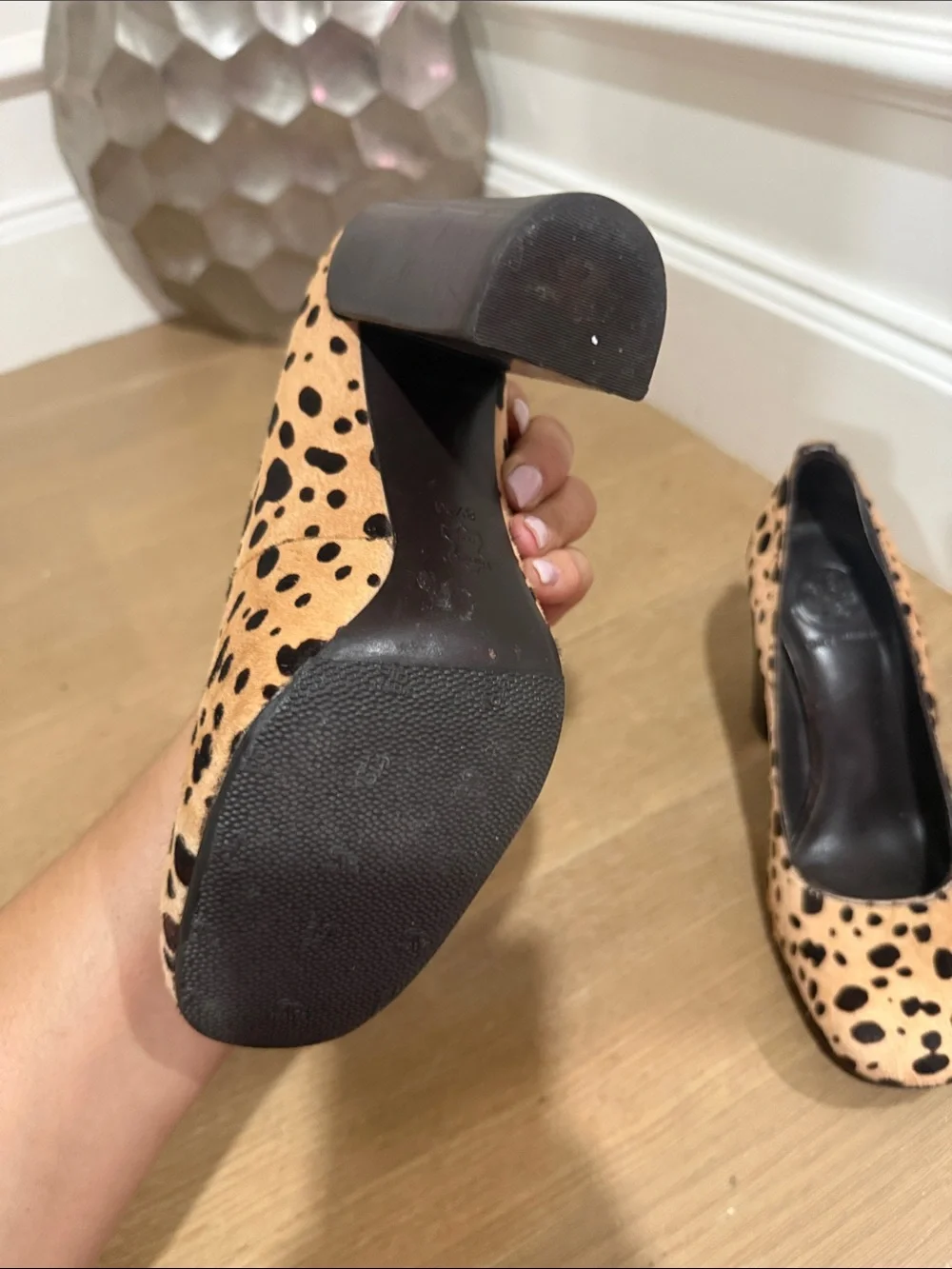 Tory Burch Leopard Spot Pumps - Tan & Black